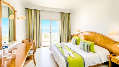 Yadis Hammamet
