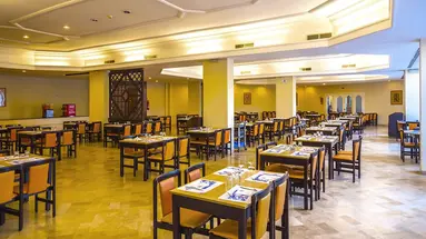Yadis Hammamet