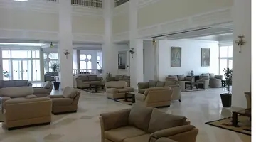 Yadis Hammamet