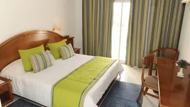 Yadis Hammamet