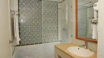 Yadis Hammamet