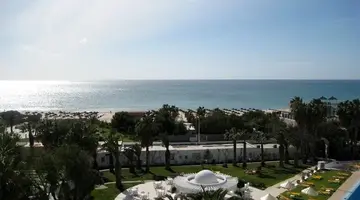 Yadis Hammamet