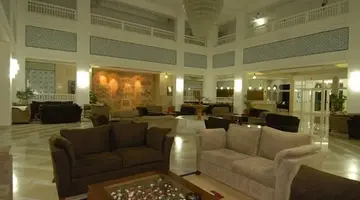 Yadis Hammamet