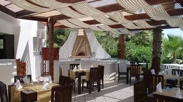 Yadis Hammamet