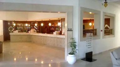 Yadis Hammamet