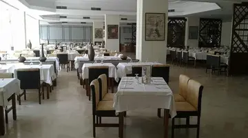 Yadis Hammamet