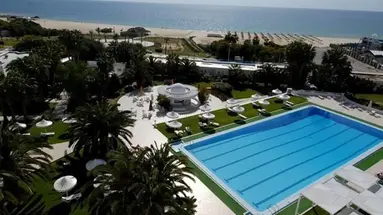 Yadis Hammamet