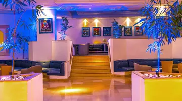 Yadis Hammamet