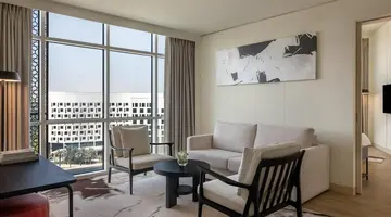 Yas Plaza Marina