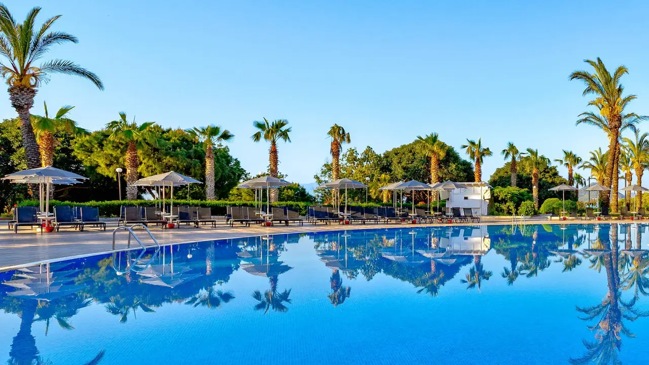 Yasmin Bodrum Resort