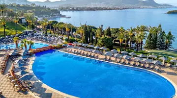 Yasmin Bodrum Resort
