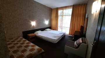 YAVOR PALACE