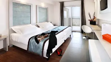 YES Hotel Touring & Spa