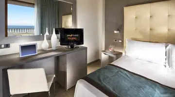 YES Hotel Touring & Spa