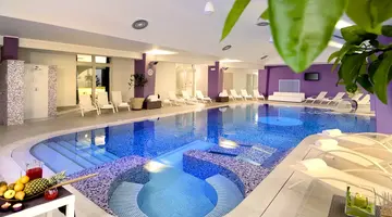 YES Hotel Touring & Spa