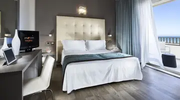 YES Hotel Touring