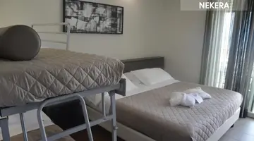 Yes Hotel Touring