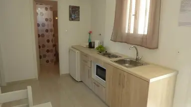 Yianetta Hotel Apartments