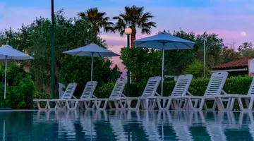 Yianetta Hotel Apartments