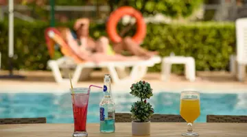 Yianetta Hotel Apartments