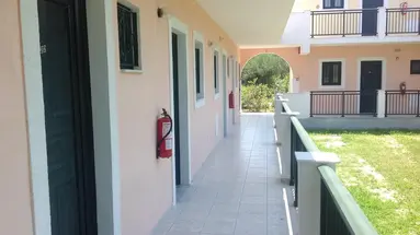 Yianetta Hotel Apartments