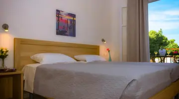 Yianetta Hotel Apartments