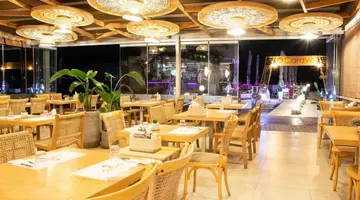 YIANNA CARAVEL HOTEL