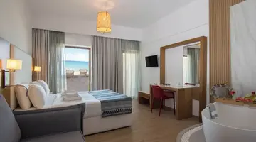 Yianna Caravel Suites by Checkin adult