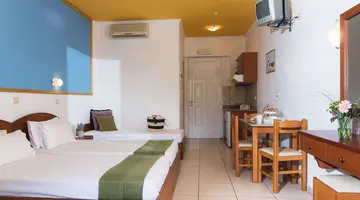 Yiannis Manos Resort Hotel