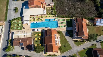 Yiannis Village Sidari