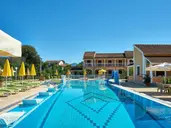 Yiannis Village Sidari