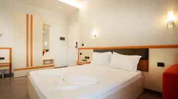 Ylli I Detit Hotel