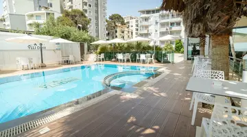 Ylli I Detit Hotel