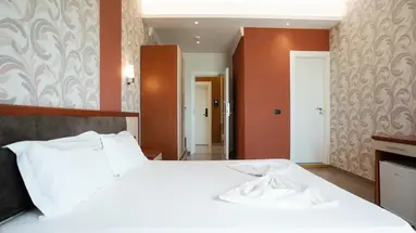 Ylli I Detit Hotel