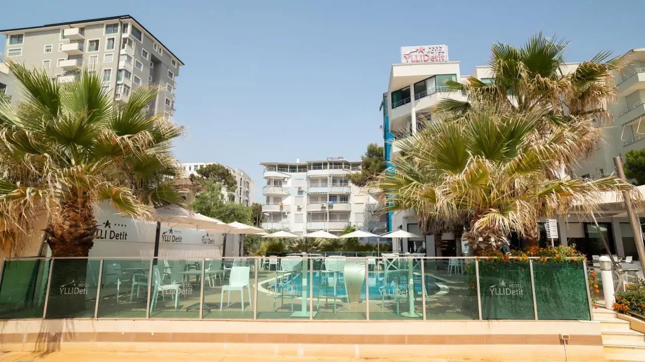Ylli I Detit Hotel