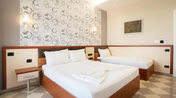 Ylli I Detit Hotel