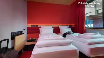 Yooma Urban Lodge Paris Tour Eiffel