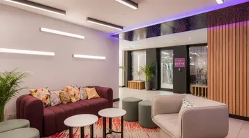 YOTEL Porto
