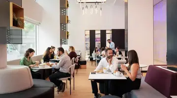 YOTEL Porto