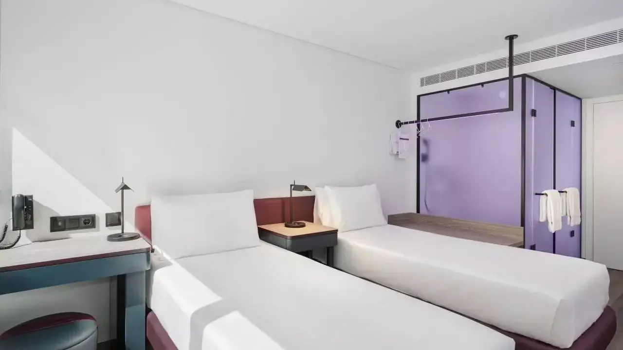 YOTEL Porto