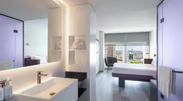 YOTEL Porto