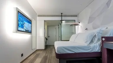 YOTEL Porto