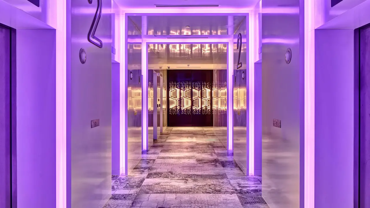 Yotel Singapore Orchard Road