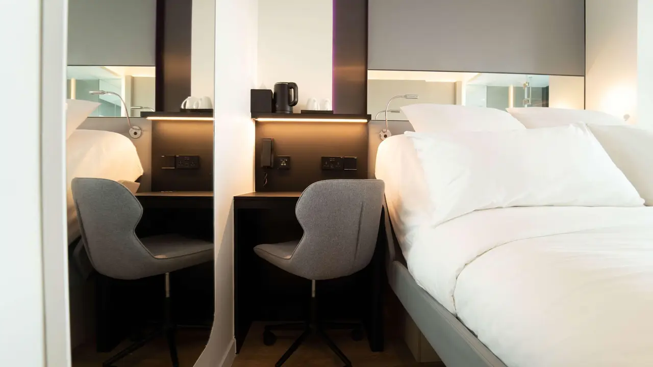 Yotel Singapore Orchard Road