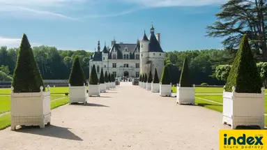 Zamki nad Loarą i Paryż