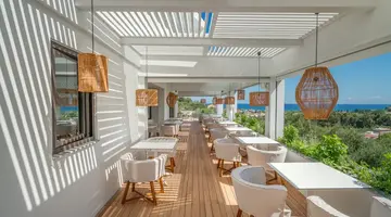 Zante Maris Suites