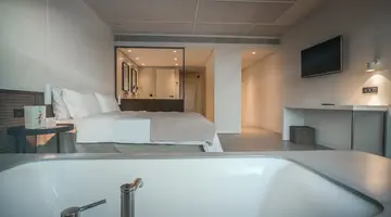 Zante Maris Suites