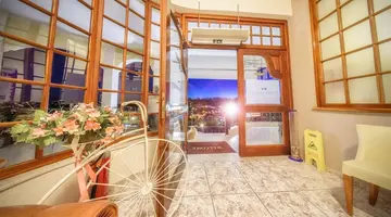 Zante Palace