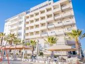 Zanzi Hotel