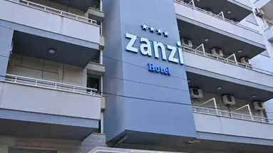 Zanzi Hotel